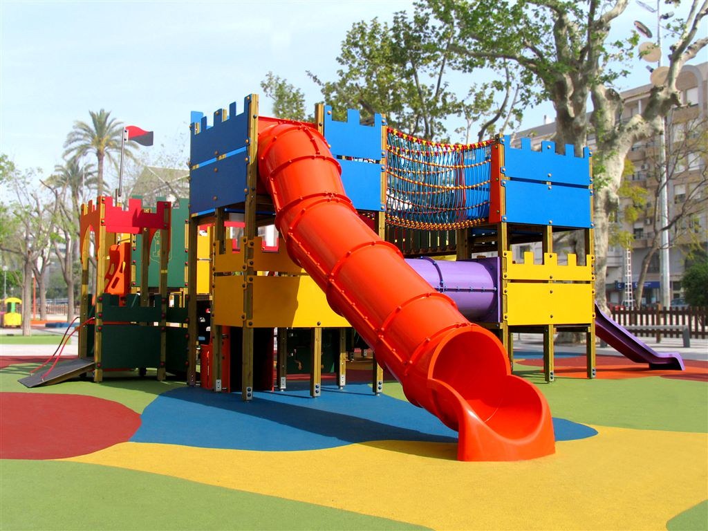 Piso de caucho EPDM instalado por INNOVA CAUCHOS en Bogotá